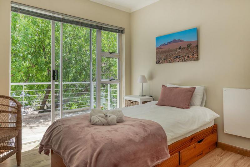 To Let 4 Bedroom Property for Rent in Northshore Western Cape